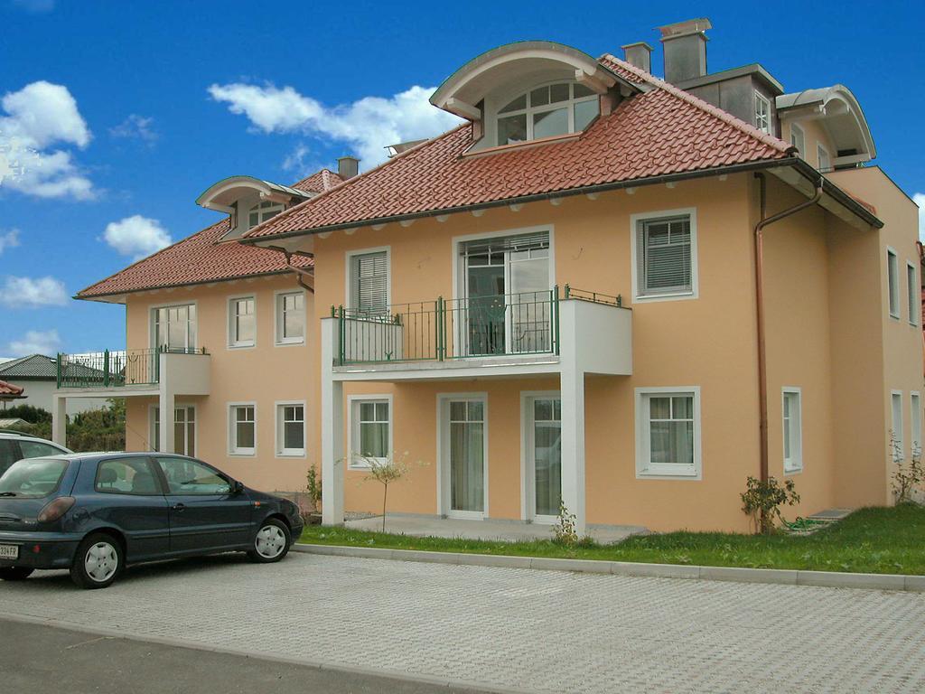 Pension Hiesel-Villa Untersbergblick Anthering Room photo